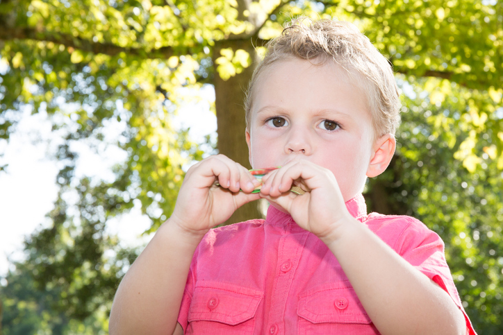 How applesauce pouches went from lead concern-recalls to 34 kids sick